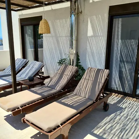 Sea Breeze Апартаменты *